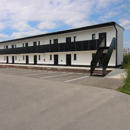 Me Hotel By Wmm Hotels Meitingen Exterior photo