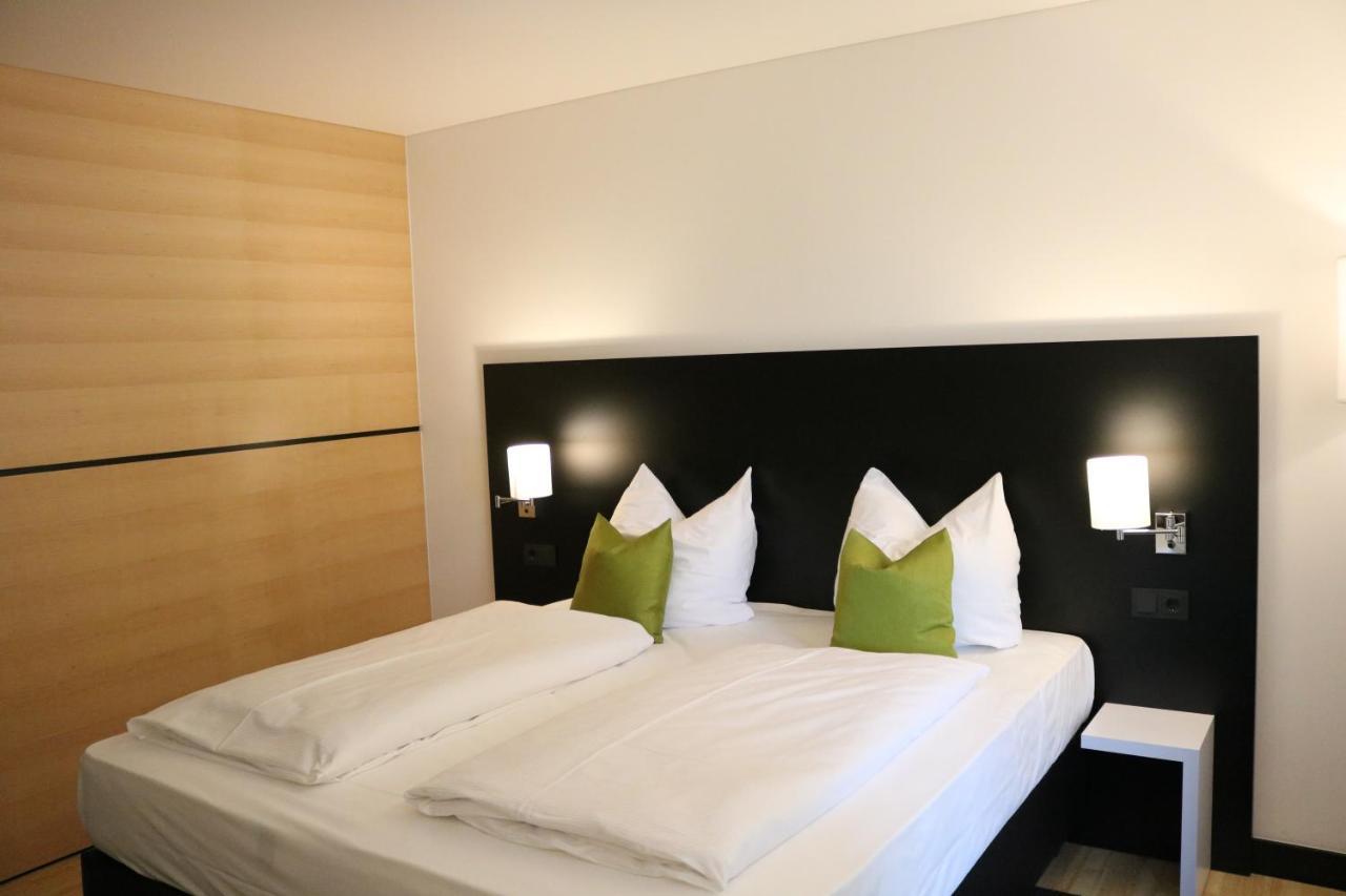 Me Hotel By Wmm Hotels Meitingen Exterior photo