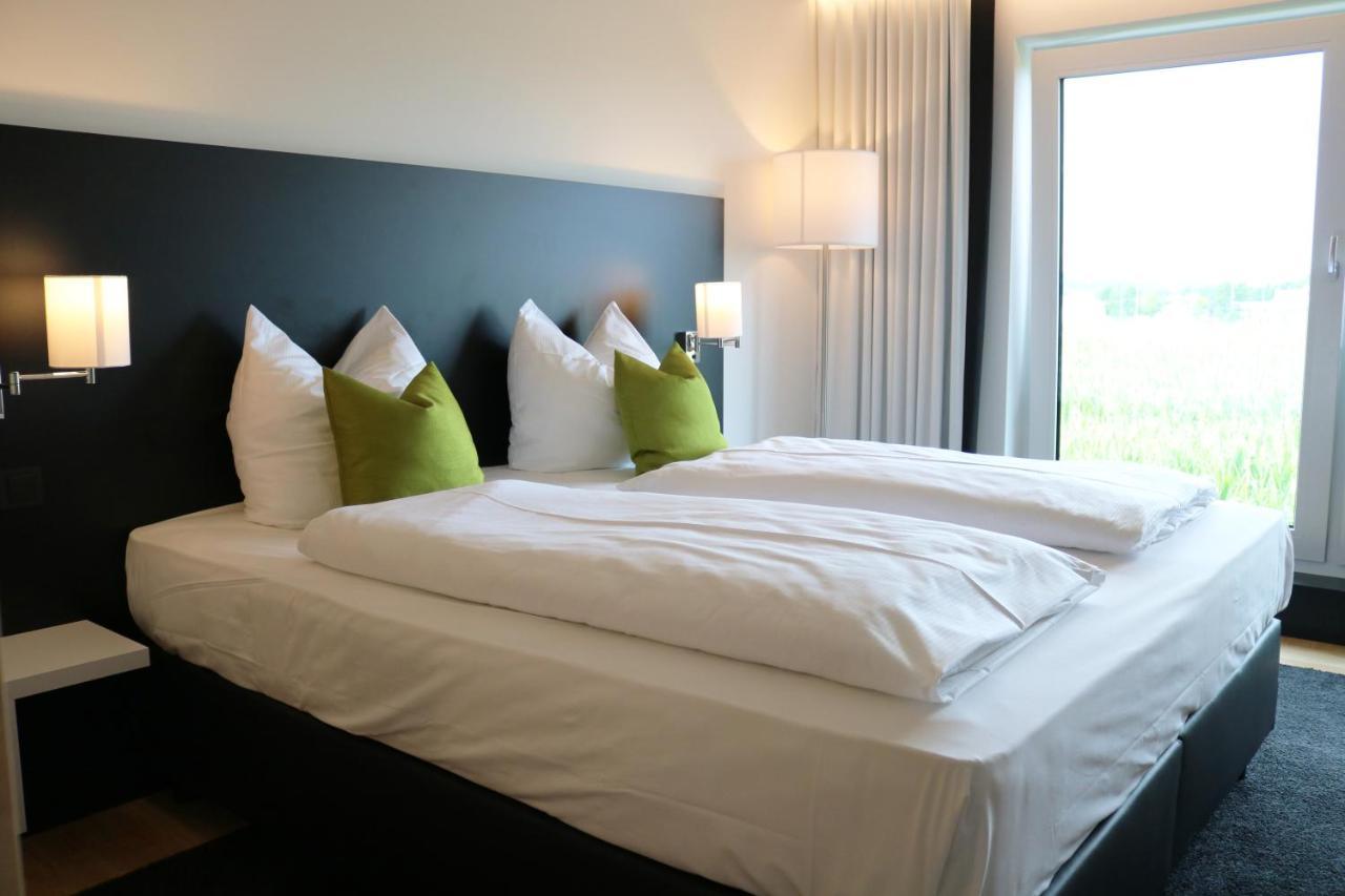 Me Hotel By Wmm Hotels Meitingen Exterior photo